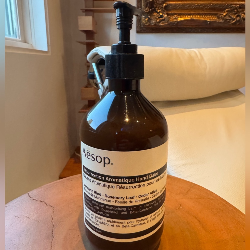 Aesop Resurrection Aromatique Hand Balm - Picture 3 of 4